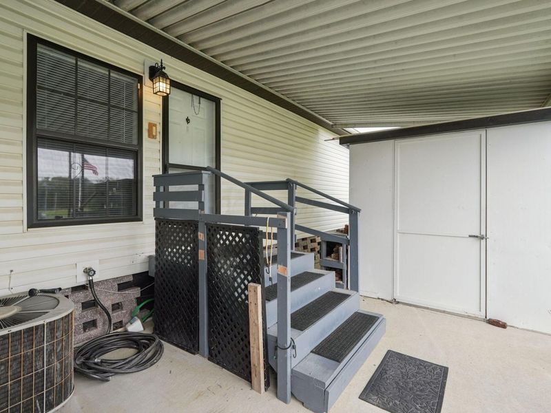 709 Youn-Kin Parkway S, Columbus, OH 43207 Photo 6