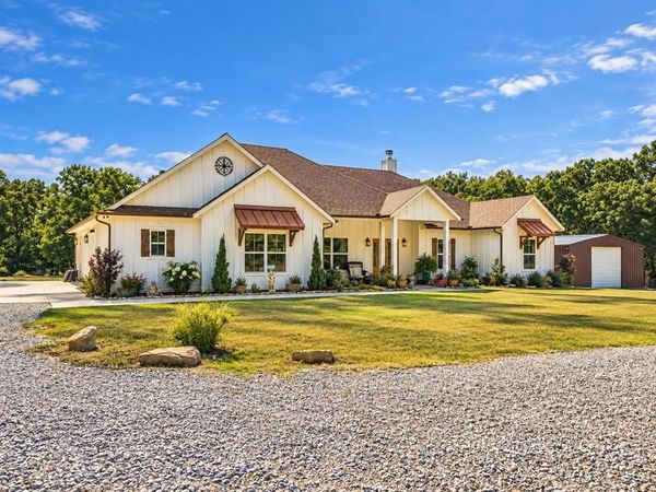 2525 Preskitt Road, Decatur, TX 76234