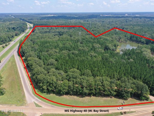 1006 W Bay Street, Magnolia, MS 39652
