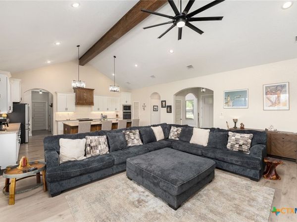 1001 County Road 3152 , Kempner, TX 76539