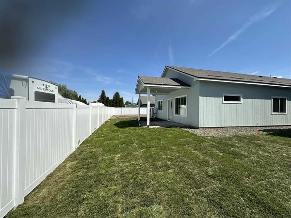 215 N Vercler Ln, Spokane Valley, WA 99216