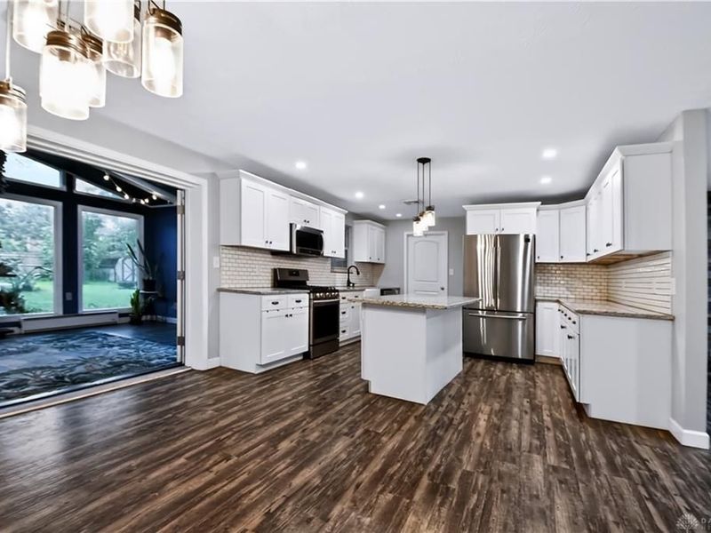 3901 Fernwald Drive, Beavercreek, OH 45440 Photo 8