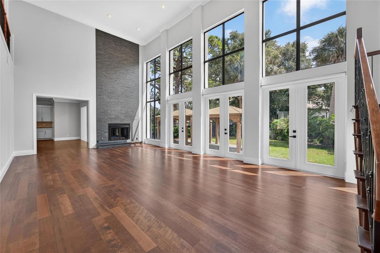 420 S Royal Poinciana Drive, Tampa, FL 33609 Photo