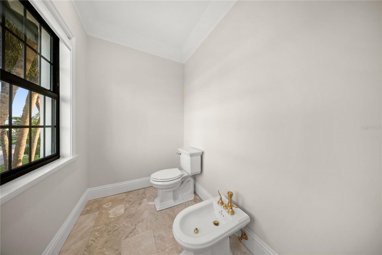 420 S Royal Poinciana Drive, Tampa, FL 33609 Photo
