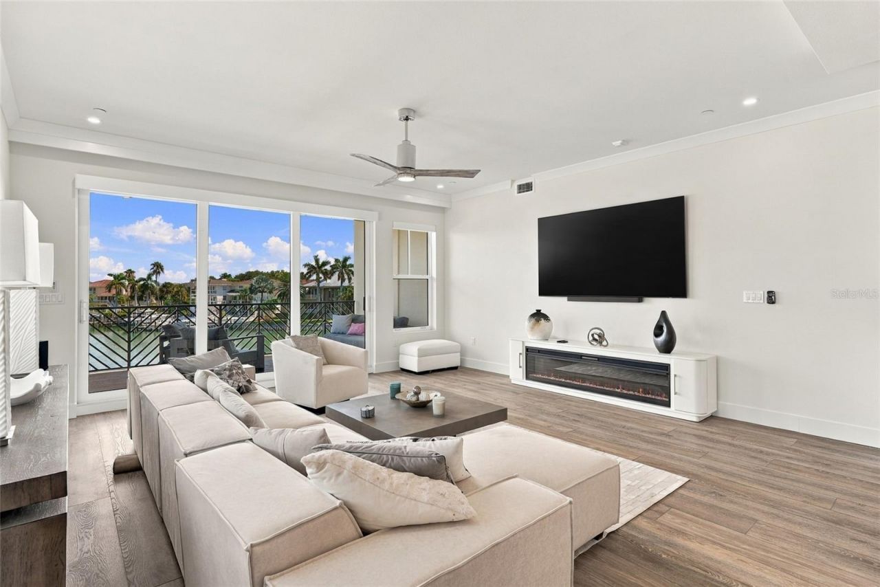 455 Pinellas Bayway S, Unit 3A, Tierra Verde, FL 33715 Photo