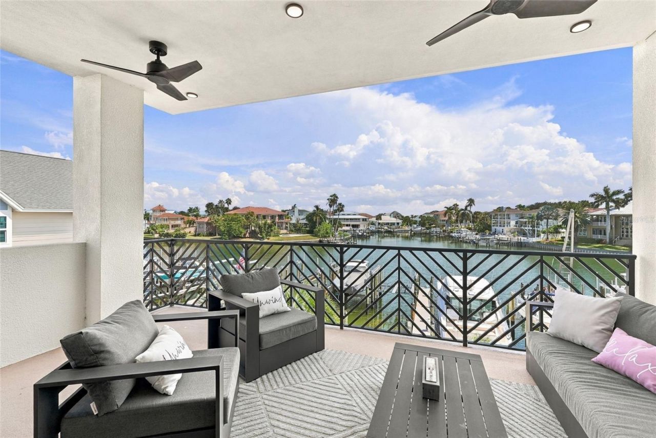 455 Pinellas Bayway S, Unit 3A, Tierra Verde, FL 33715 Photo