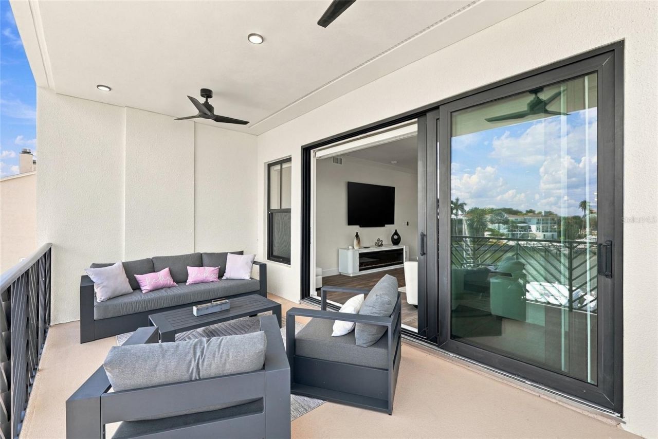 455 Pinellas Bayway S, Unit 3A, Tierra Verde, FL 33715 Photo