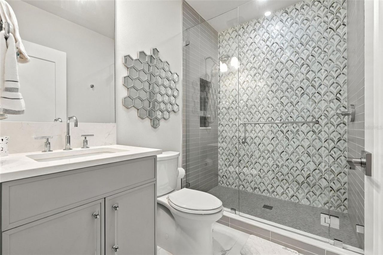 455 Pinellas Bayway S, Unit 3A, Tierra Verde, FL 33715 Photo