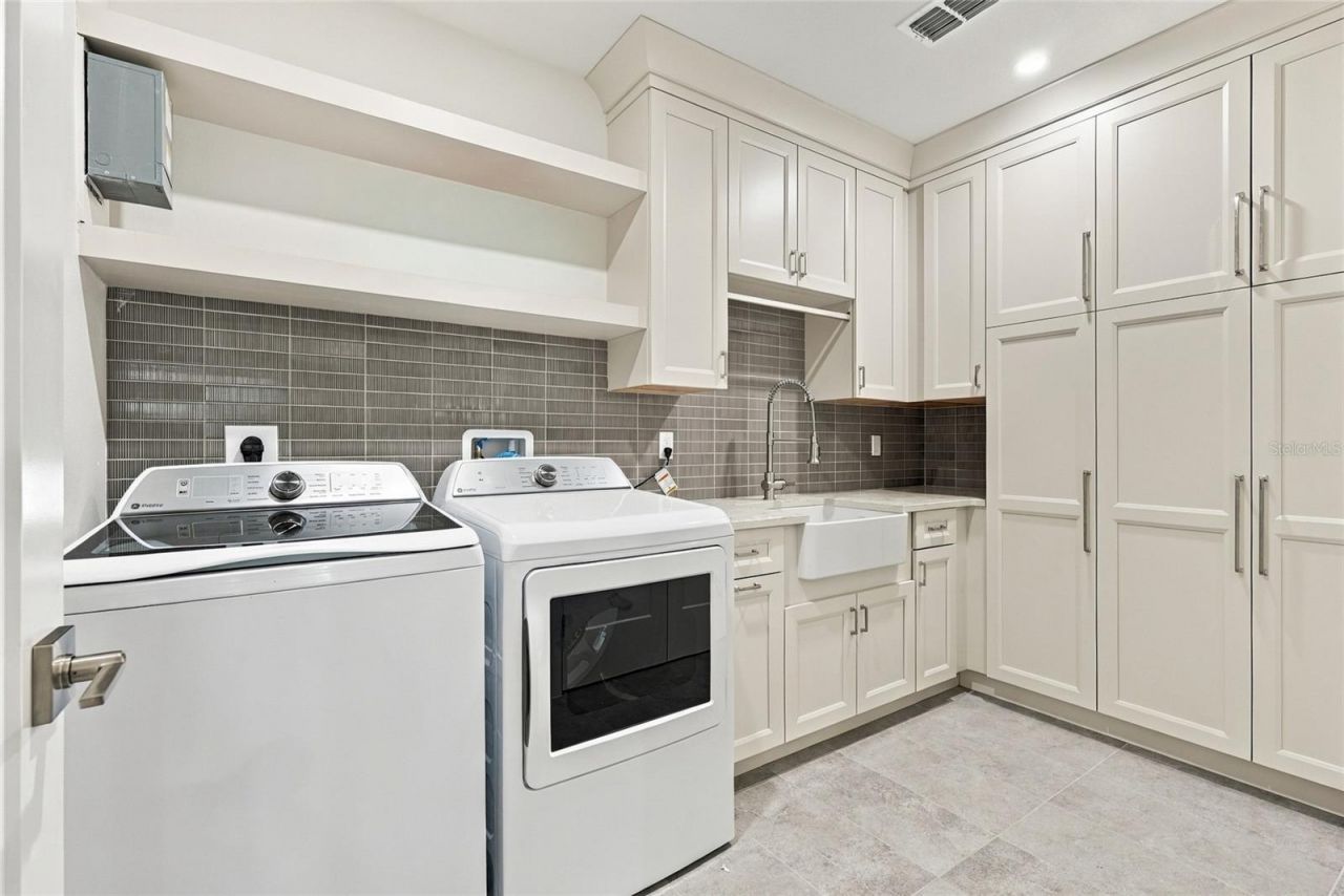 455 Pinellas Bayway S, Unit 3A, Tierra Verde, FL 33715 Photo