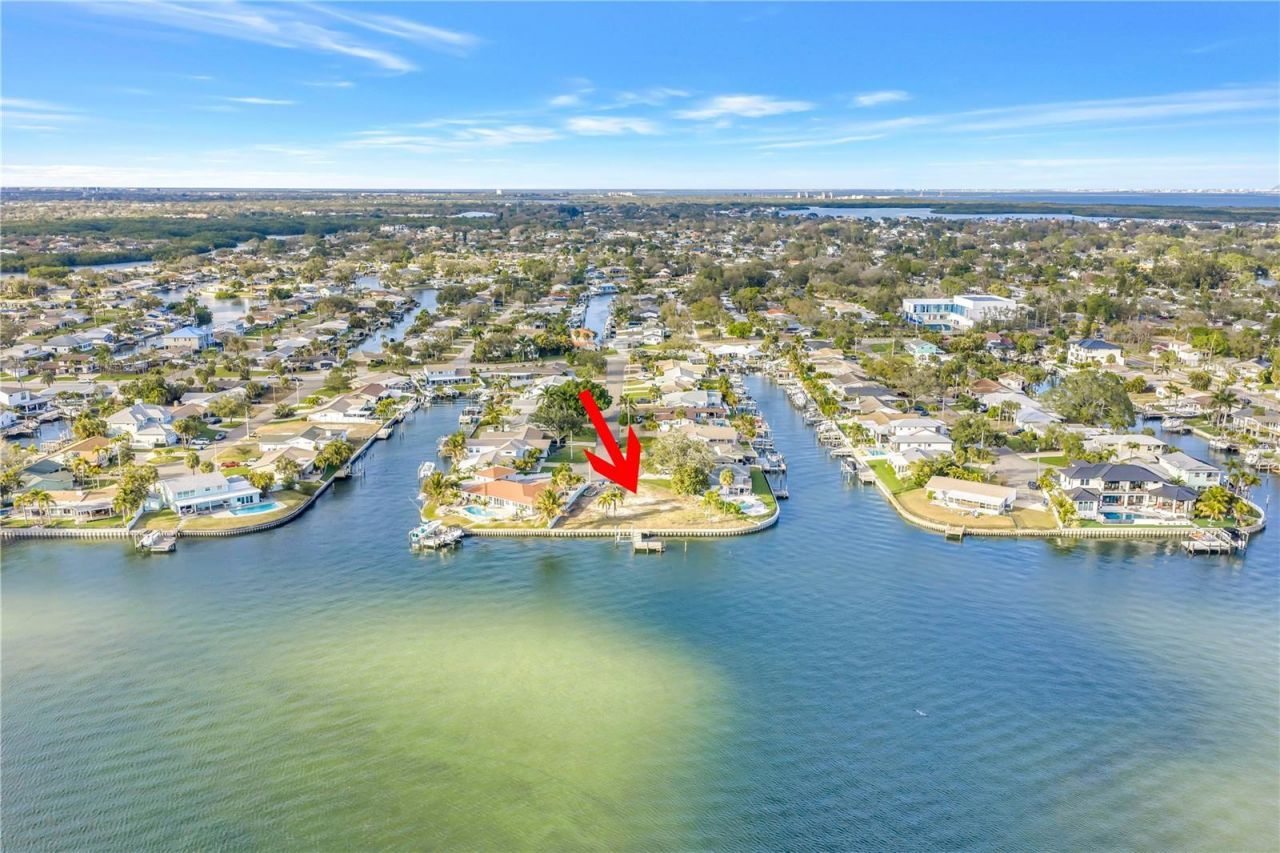 3901 14th Way Ne, Saint Petersburg, FL 33703 Photo