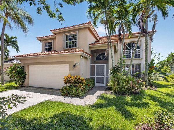 4060 SEA GRAPE Circle, Delray Beach, FL 33445
