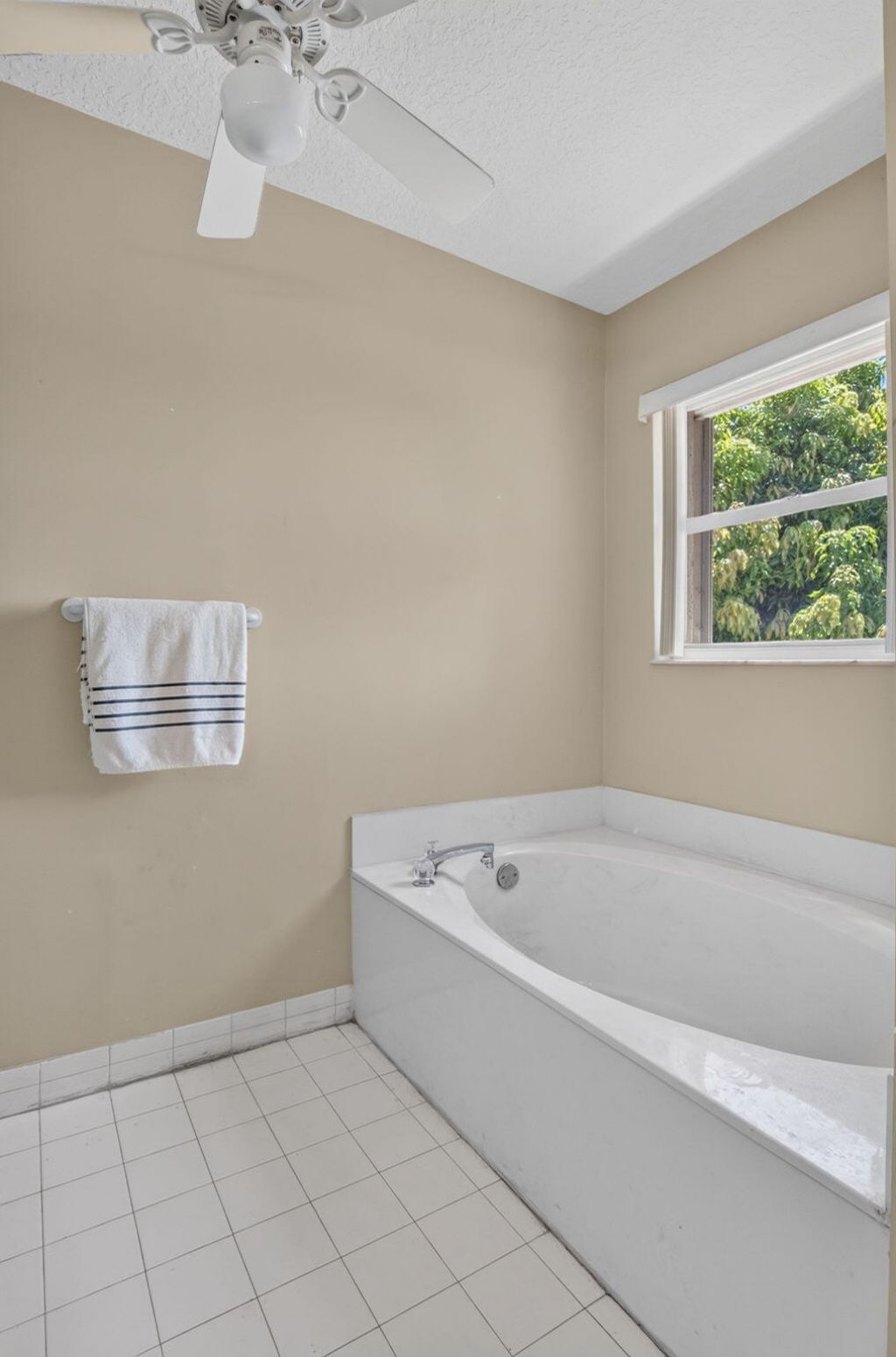 4060 Sea Grape Circle, Delray Beach, FL 33445 Photo