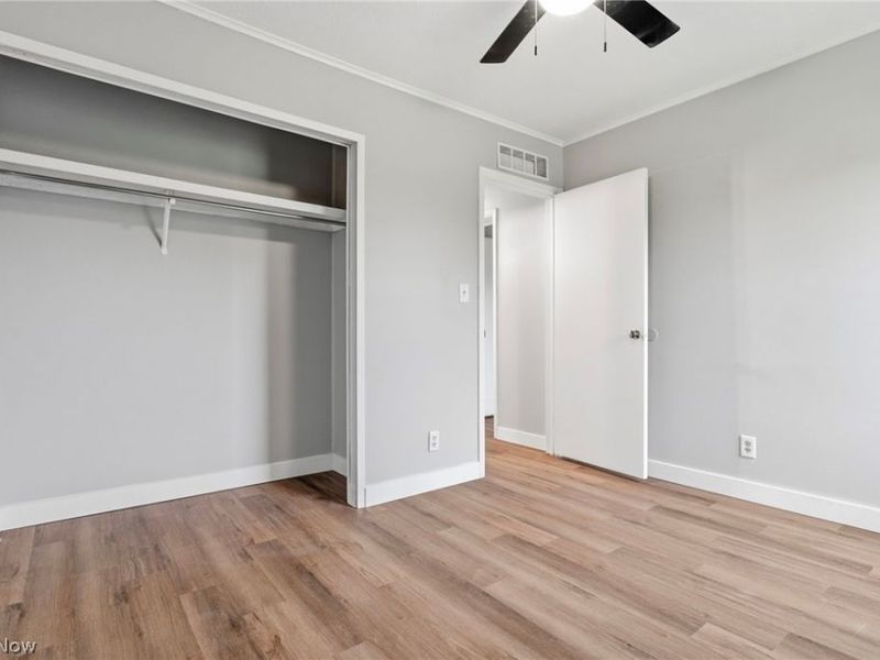 2551 Royal County Down Drive, Unit D, Uniontown, OH 44685 Photo 11
