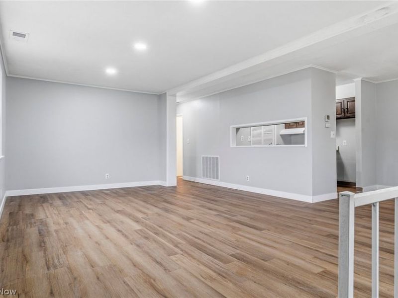 2551 Royal County Down Drive, Unit D, Uniontown, OH 44685 Photo 7