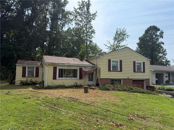 4220 Mill Trace Road , Youngstown, OH 44511