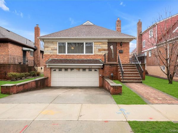 65-24 Ellwell Crescent , Rego Park, NY 11374