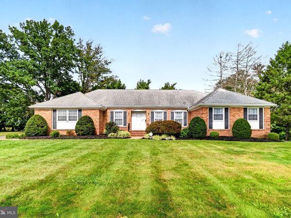 140 PLAINSBORO ROAD, CRANBURY, NJ 08512