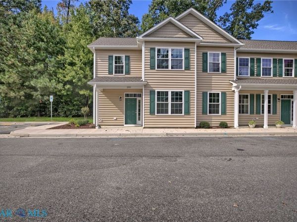 205 Patriots Village Court, West Point, VA 23181