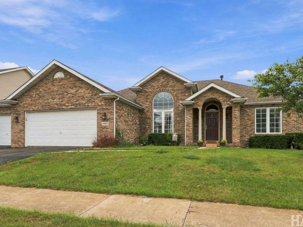 1988 Burnett Drive , Belvidere, IL 61008