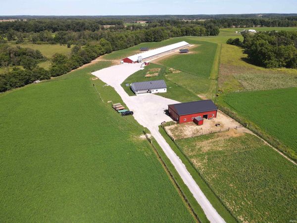 10570 W 100 S, Lagrange, IN 46761