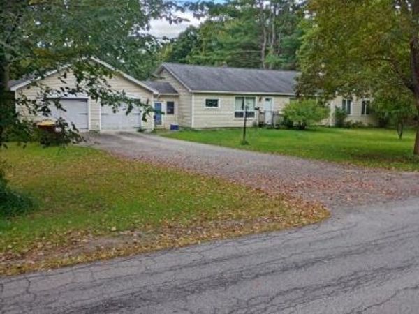 880 Ridge Road, Broadalbin, NY 12025