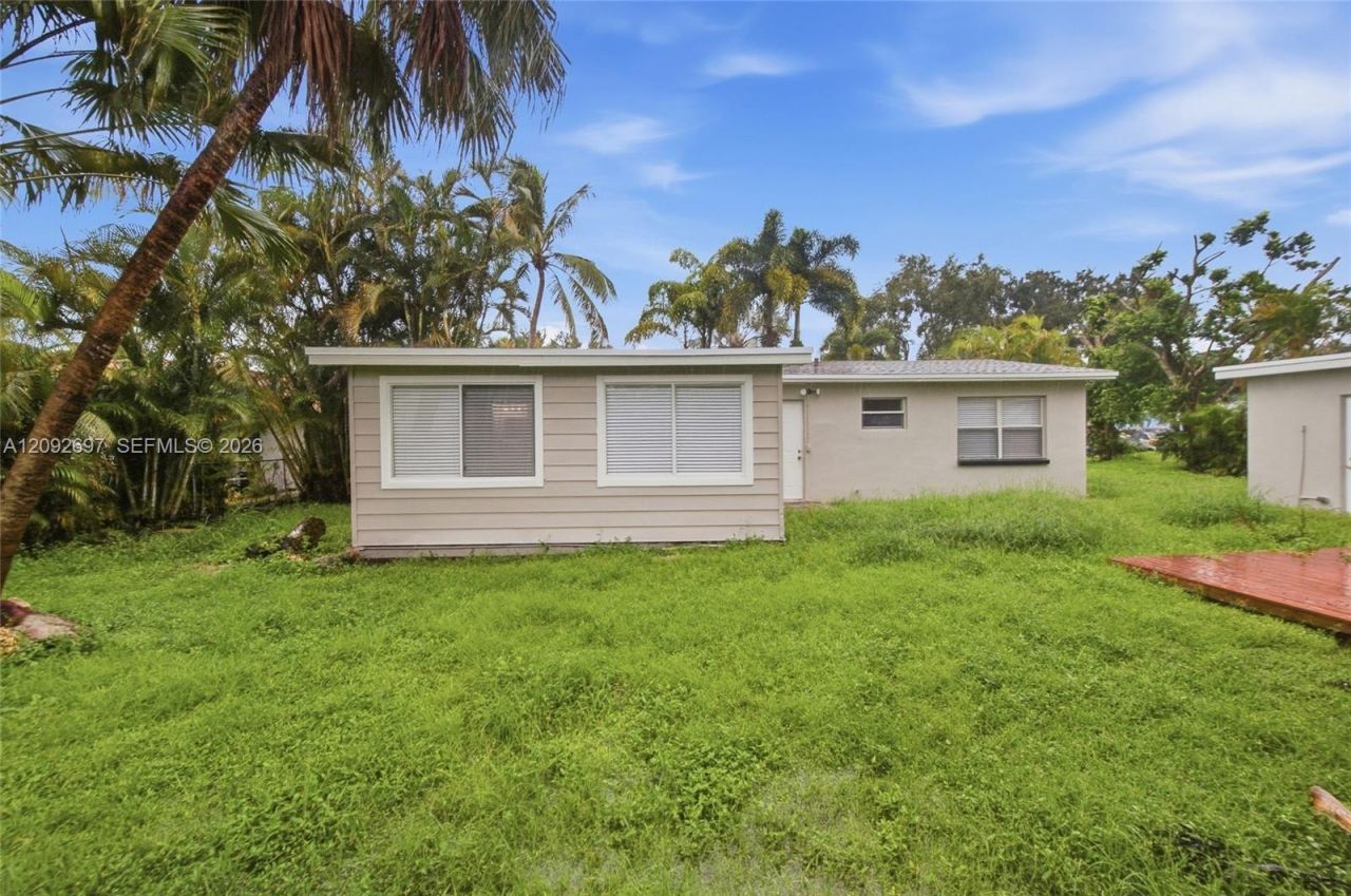 49 W Mango Rd , Lake Worth, FL 33467 Photo