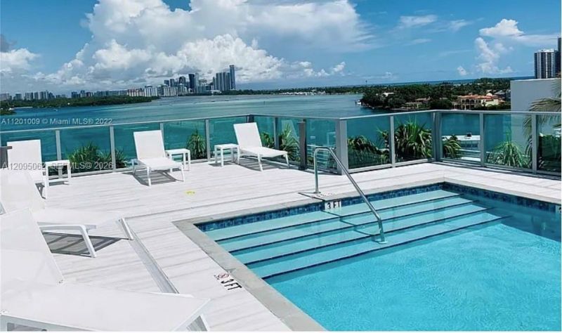 1133 102nd St, Unit 403, Bay Harbor Islands, FL 33154 Photo