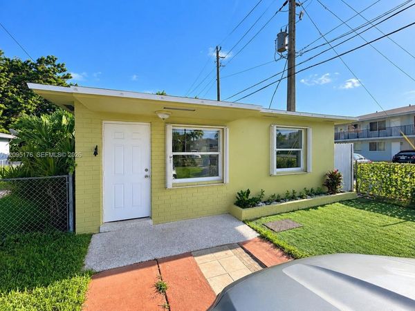 7358 SW 23rd St , Unit 1, Miami, FL 33155