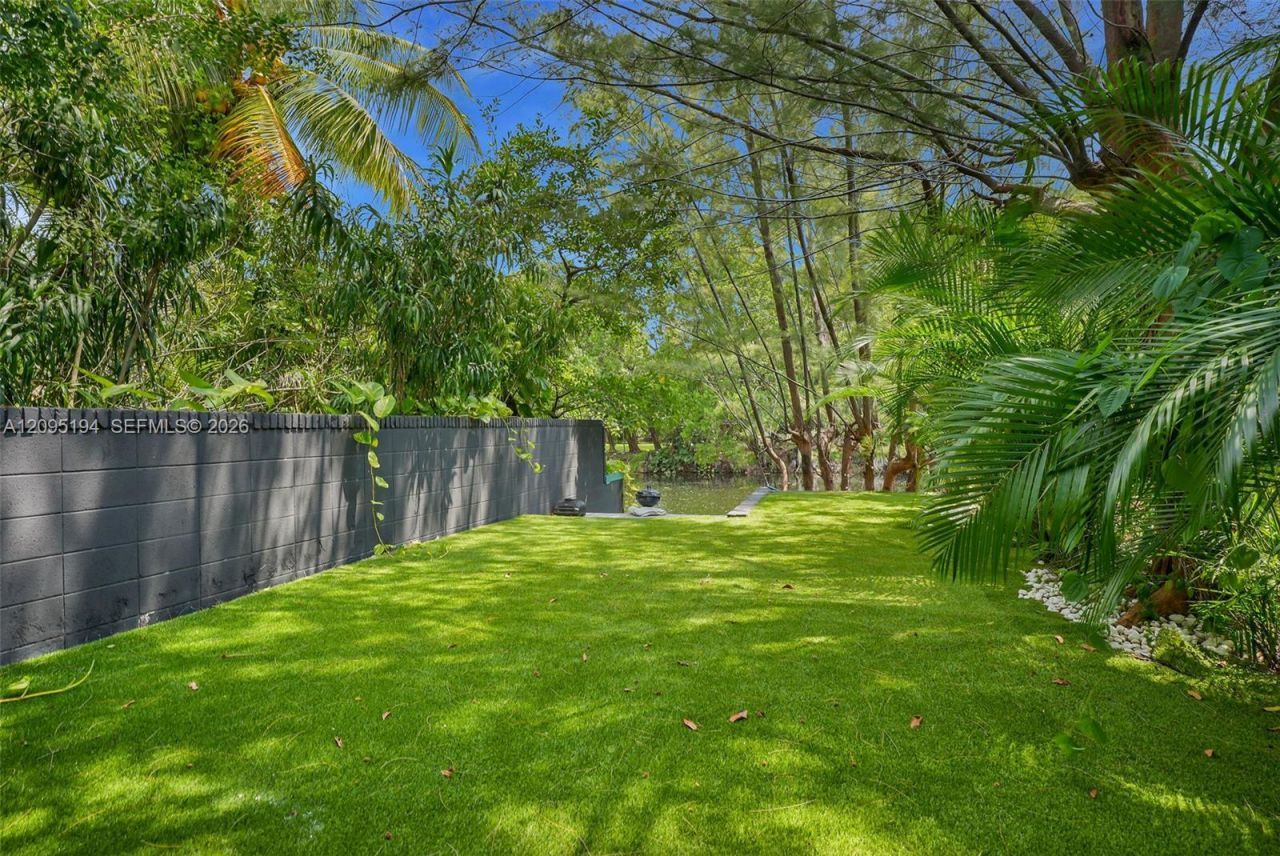315 NE 122nd St , Unit ALL, North Miami, FL 33161 Photo