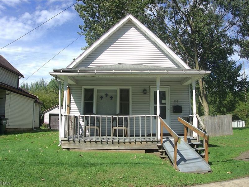 303 Van Street , Barberton, OH 44203 Photo 1