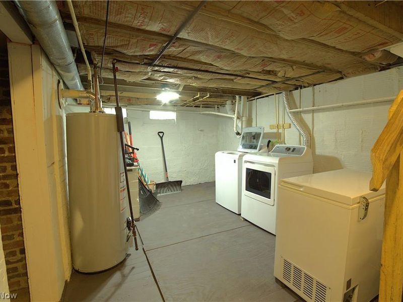 303 Van Street , Barberton, OH 44203 Photo 14