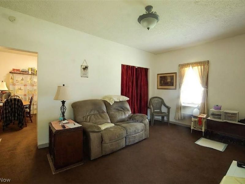 303 Van Street , Barberton, OH 44203 Photo 5