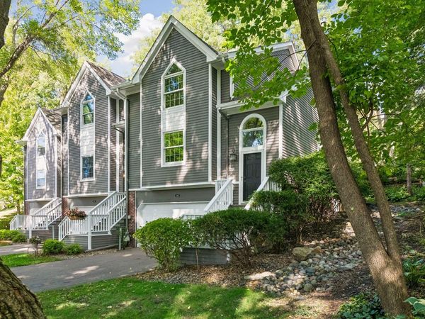 145 Edgewood Court, Wayzata, MN 55391
