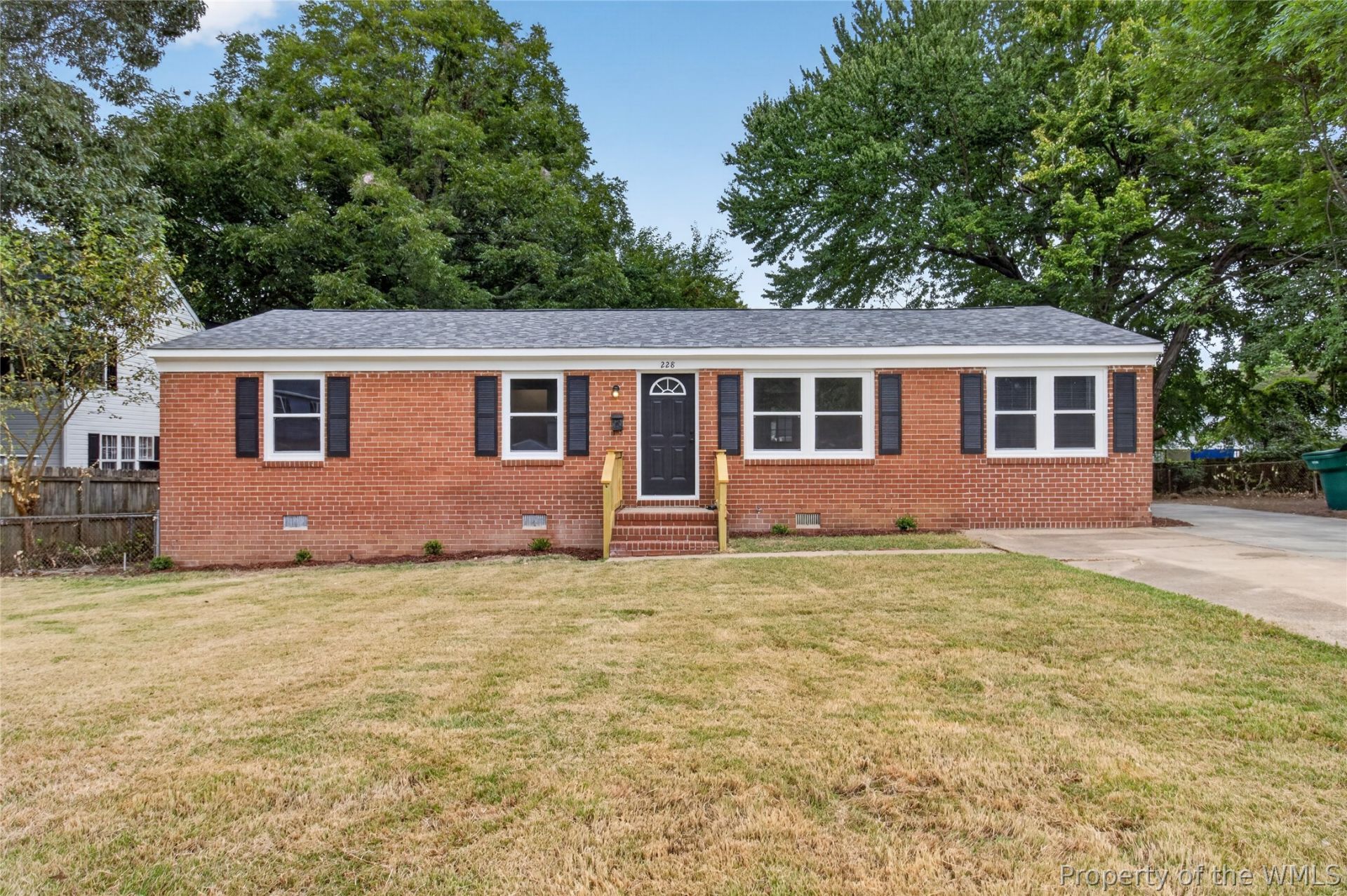228 Colony Road, Newport News, VA 23602 Main Photo