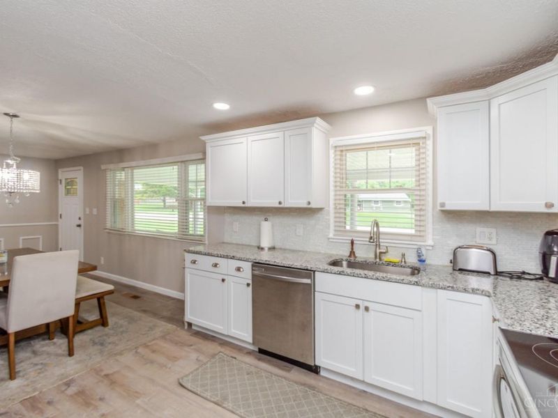 20 Bristol Drive, Centerville, OH 45458 Photo 8