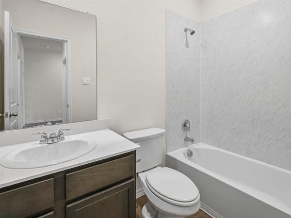 405 Mesquite Street, Dorchester, TX 75459
