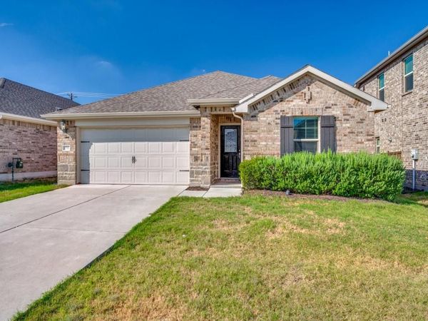 1705 Gold Mine Trail, Aubrey, TX 76227