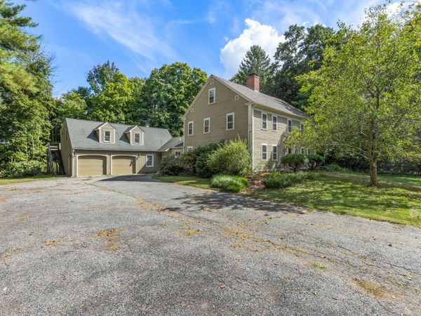 609 Oxford St S, Auburn, MA 01501
