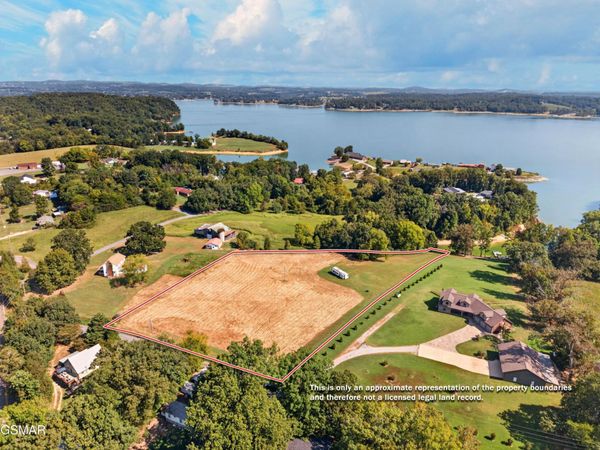 3 Mullins Chapel Road , Unit 3R, Dandridge, TN 37725