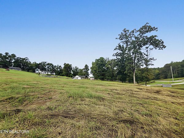 2 E Union Valley Rd, Unit 2, Seymour, TN 37865