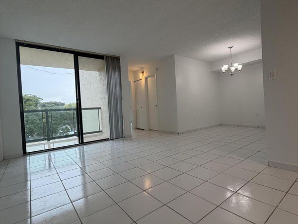 2055 SW 122ND Avenue, Unit 328, Miami, FL 33175