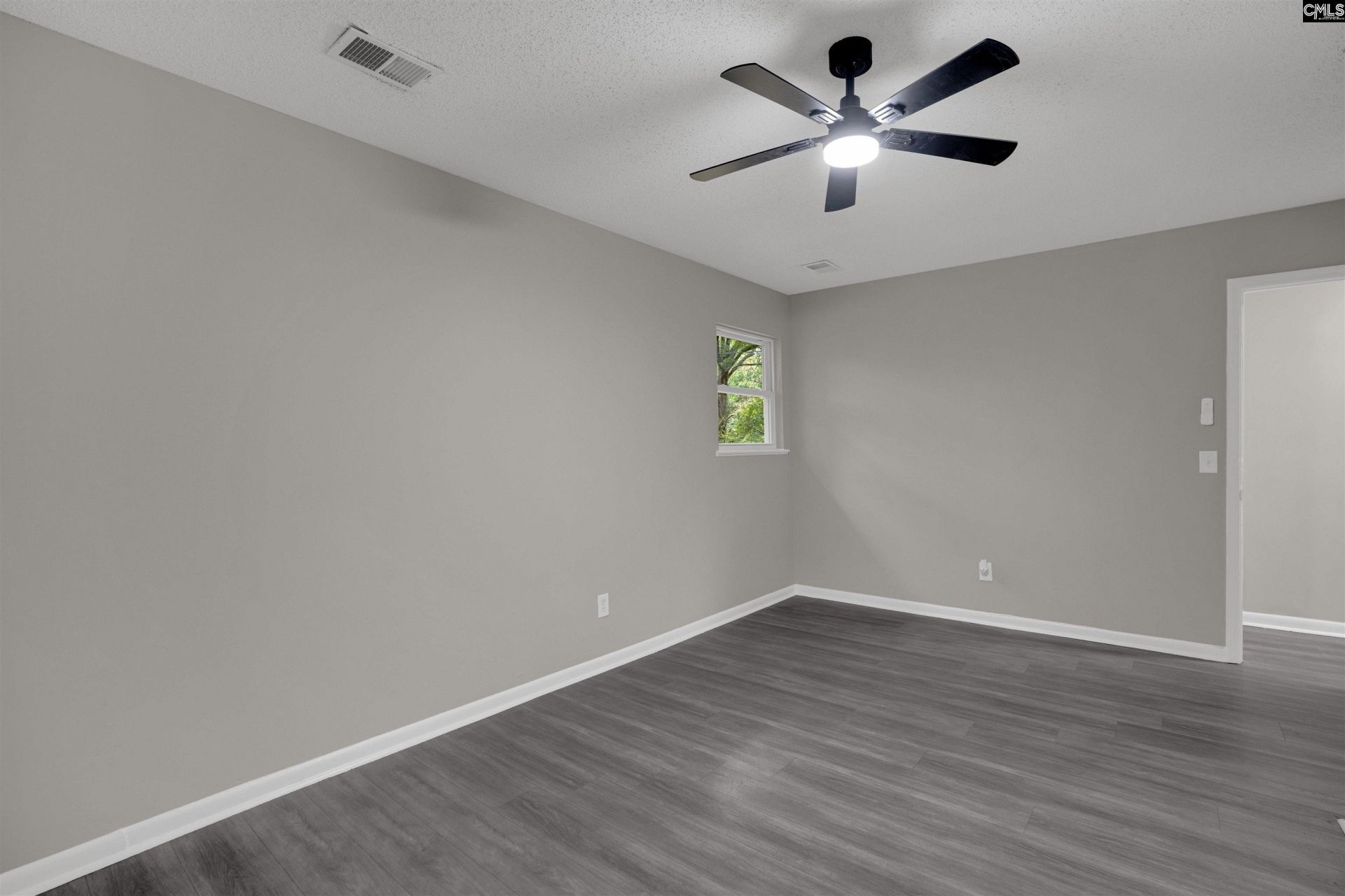 517 Hudson Avenue Photo 18