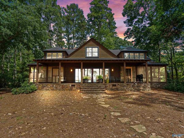 718 Pine Island Circle, Scottsboro, AL 35769