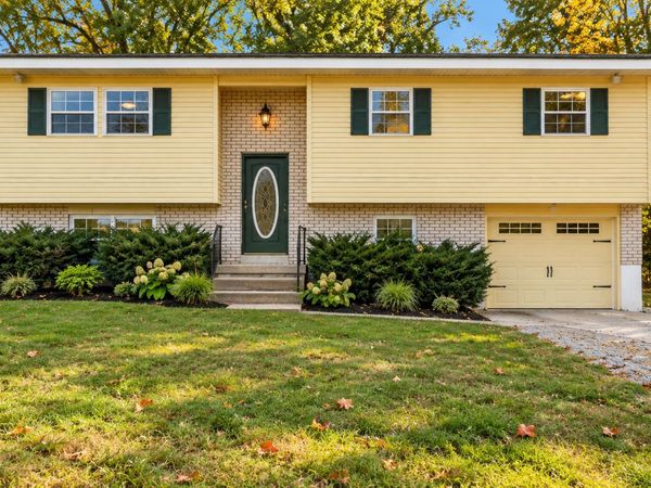 402 E Clouse Street , Mountain Grove, MO 65711
