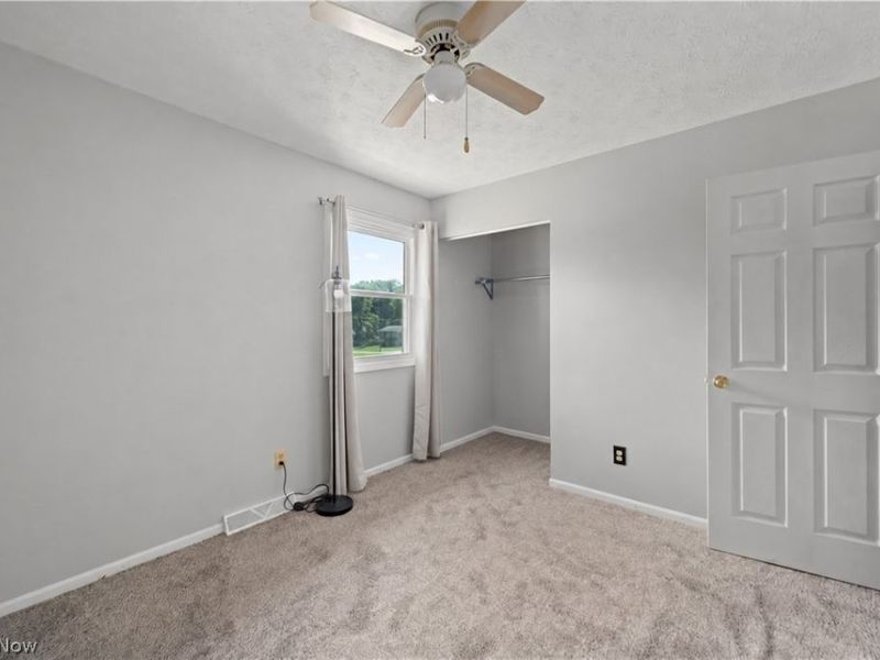 2382 Penny Lane, Youngstown, OH 44515 Photo 13