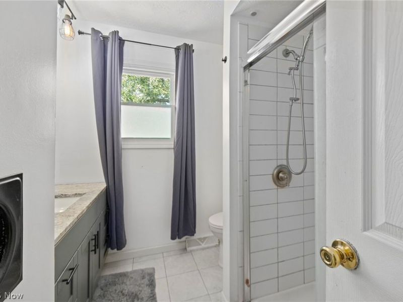 2382 Penny Lane, Youngstown, OH 44515 Photo 16