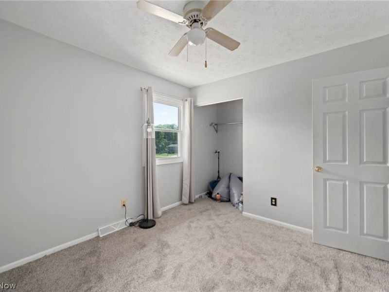 2382 Penny Lane, Youngstown, OH 44515 Photo 17