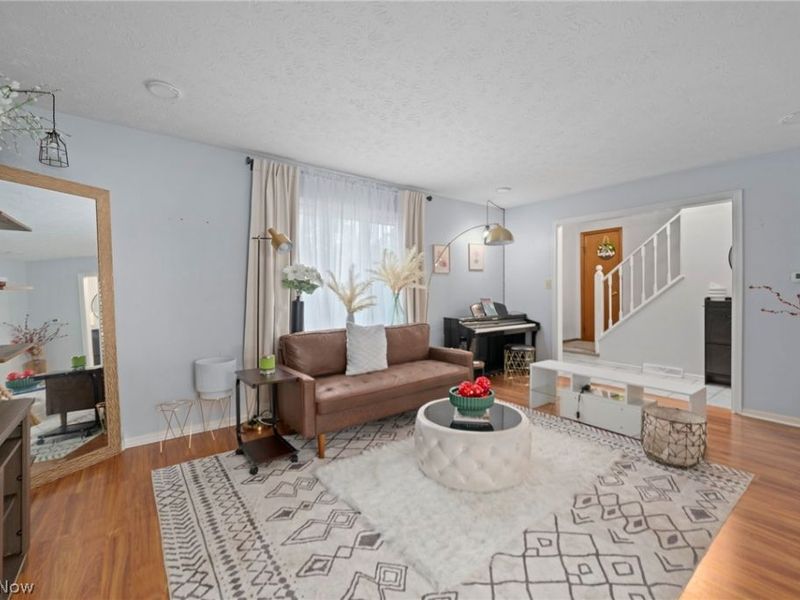 2382 Penny Lane, Youngstown, OH 44515 Photo 4