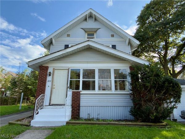 804 Crouse Street , Akron, OH 44306