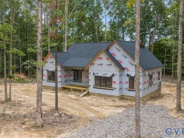 20 Holman Mill Court , Farmville, VA 23901